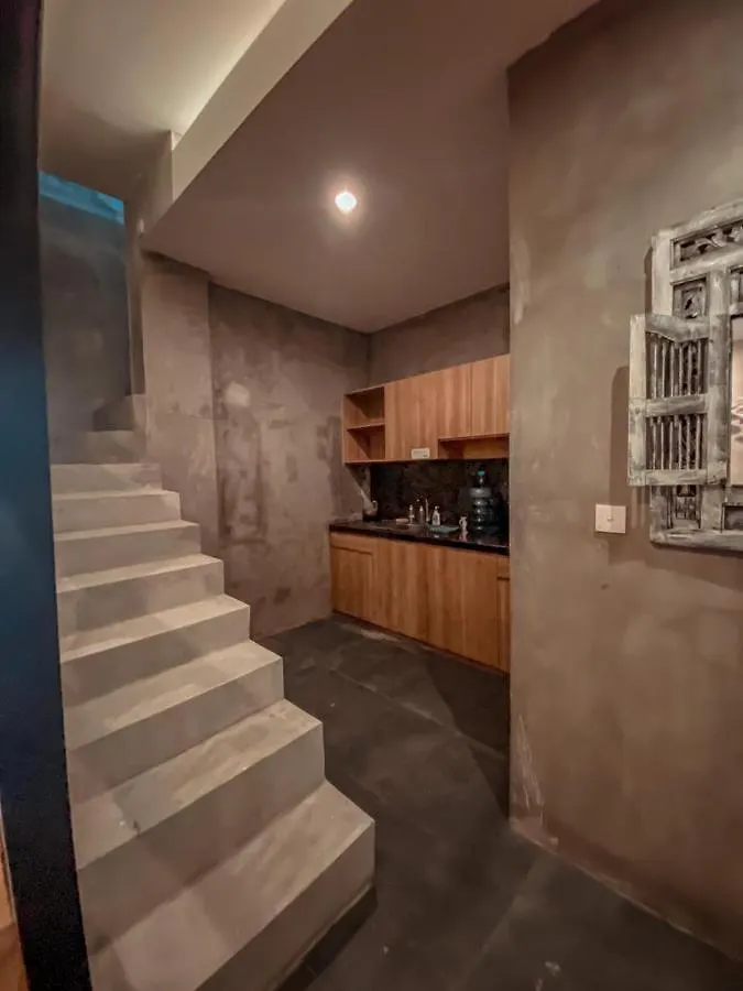 Holistic Pod Hostel Kuta Kuta